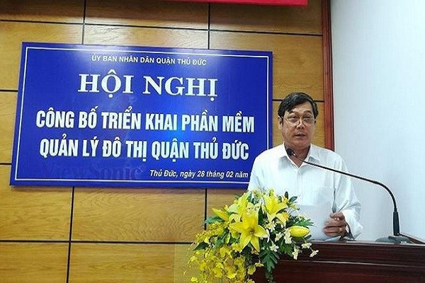 Ủy ban Kiểm tra Thành ủy đã quyết định thi hành kỷ luật bằng hình thức cảnh cáo đối với hai lãnh đạo, gồm: ông Trần Văn Dũng - Ủy viên Ban thường vụ quận ủy, Phó chủ tịch UBND quận Thủ Đức 