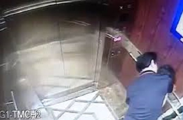 ...và viện phó viện kiểm soát Đà Nẵng...