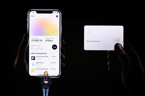 p/Jennifer Bailey, phó chủ tịch Apple Pay đã mô tả Apple Card là táo bạo và sáng tạo, nó thu hút những người quan tâm đến bảo mật và quyền riêng tư.