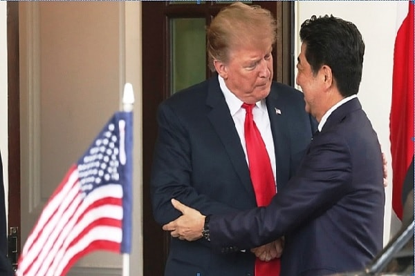 Trong lịch sử đàm phán của ông Trump, có lẽp/mối quan hệ thương mại của Mỹ với Nhật Bản là một mối quan hệ mang nhiều màu sắc thú vị