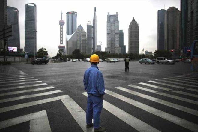 Về cơ bản, nền kinh tế Trung Quốc vẫn phải chịu những sức ép nặng nề từ thuế quan mới của Mỹ