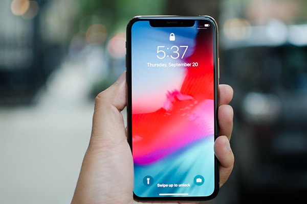 Giá của một chiếc iPhone XS có thể tăng tới 160 USD.