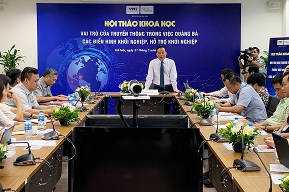 Quang cảnh buổi hội thảo.