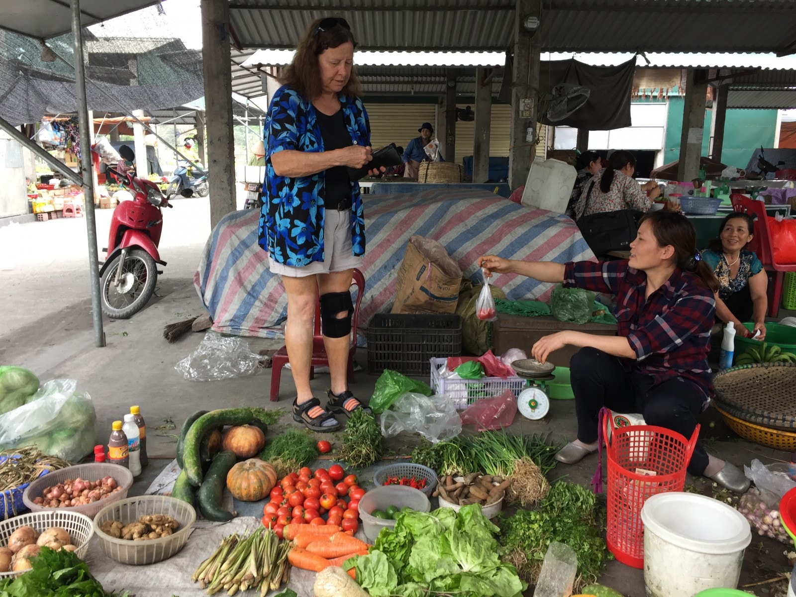 Chợ quê cũng là một điểm đến ưa thích.