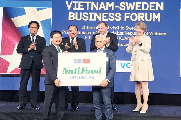 p/Ngày 27/5, Nhà máy NutiFood Sweden AB đã chính thức đi vào vận hành tại Stockholm, Thụy Điển.