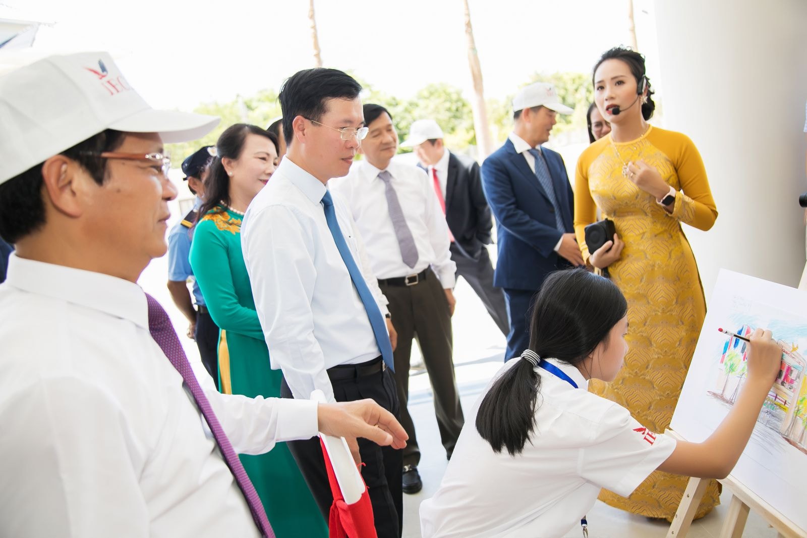 Tham quan mô hình đào tạo iSchool trong Thành phố Giáo dục Quốc tế IEC