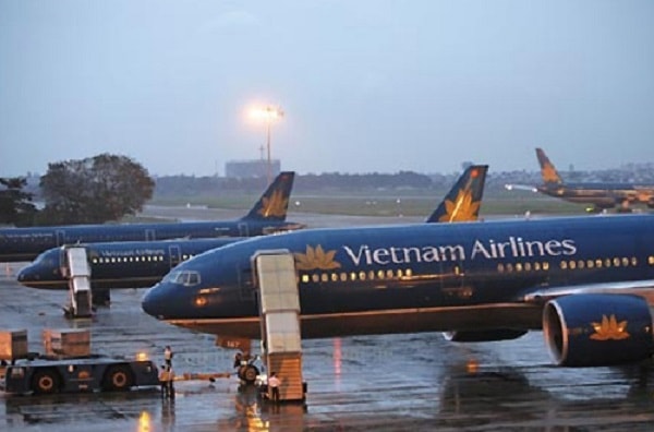 Vietnam Airlines huỷ hai chuyến bay đến và đi từ Hải Phòng trong ngày 3/7 do bão số 2. Ảnh: Xuân Hoa.