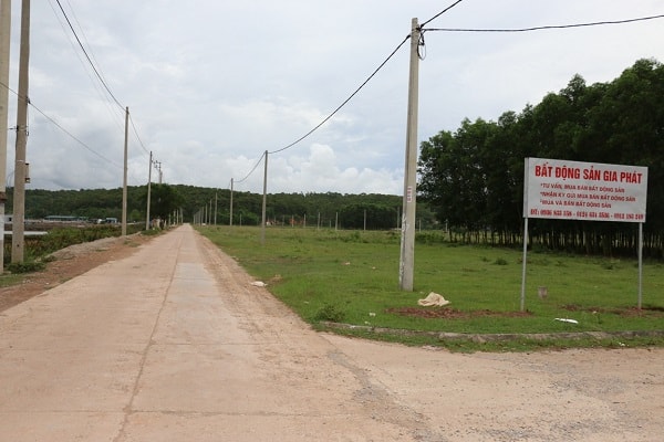 thị trường bất động sản, phân khúc đất ở đô thị tại các điểm quy hoạch khu dân cư do UBND TX Quảng Yên thực hiện đang có biến động bất thường