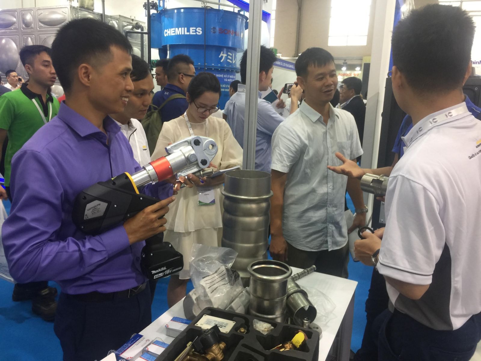 Đây là cơ hội rất tốt để các doanh nghiệp trong ngành như chúng tôi có cơ hội giới thiệu và quảng bá những sản phẩm cũng như giao lưu học hỏi rất nhiều từ các đối tác trong và ngoài nước