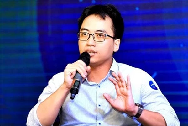 Ông Bùi Hải Nam - CEO Datamart chia sẻ những cơ hội và thách thức đối với startup khi hợp tác cùng những ông lớn. Ảnh: Hữu Khoa.