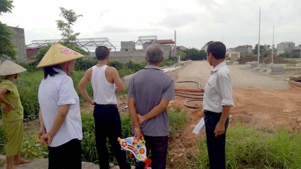 Người dân trong thôn