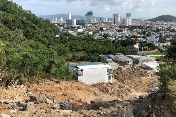 Dự án Khu nhà ở cao cấp Hoàng Phú gây ra vụ sạt lở nghiêm trọng khiến 4 người trong một gia đình thiệt mạng sáng ngày 18/11.