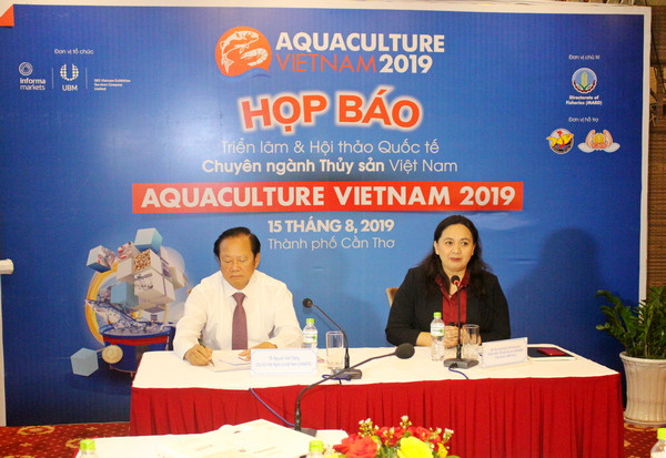 Quang cảnh buổi họp báo