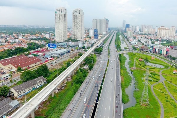 Tuyến Metro số 1 Bến Thành - Suối Tiên dự kiến hoàn thành vào năm 2020. Ảnh: Lê Quân. (Nguồn: Zing)