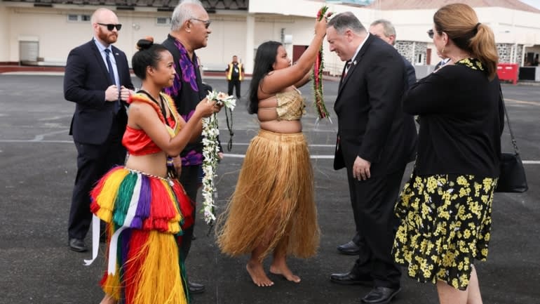 Ngoại trưởng Mỹ Mike Pompeo trong chuyến thăm ngắn đến Liên bang Micronesia