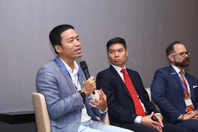 Ông Lê Hồng Minh chia sẻ về những chương trình VNG đã thực hiện tại ASEAN Digital Skills Vision 2020.