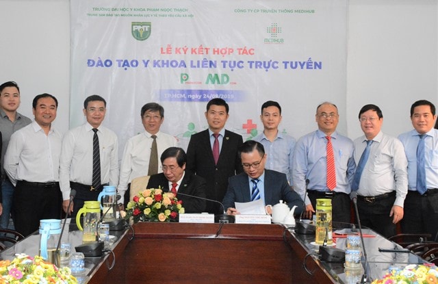 Việc hợp tác giữa trường Đại học Y Khoa Phạm Ngọc Thạch và công ty MediHub trong việc cung cấp các ứng dụng đào tạo Y Khoa trên thiết bị di động đã mở ra cơ hội cho người học.