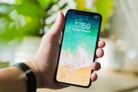 Chính thức Apple chịu thêm 15% thuế nhập khẩu