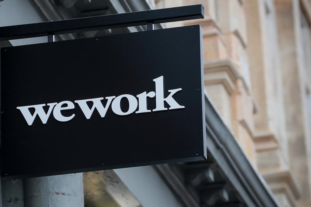 Cả WeWork và Uber đều rao bán những giấc mơ chinh phục điên rồ, phi hiện thực. Ảnh: Reuters. 