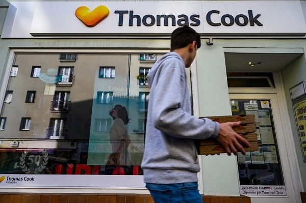 Hãng du lịch lâu đời nhất thế giới Thomas Cook vừa tuyên bố phá sản