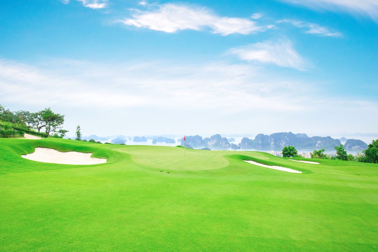 Ảnh 2: Sân golf FLC Golf Club Halong