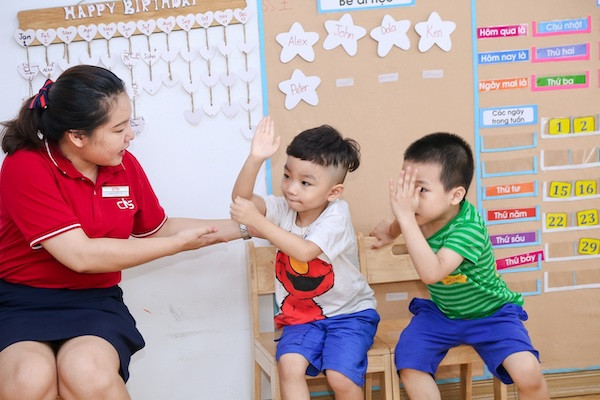 CMS EDU hiện tập trung phát triển năng lực tư duy sáng tạo cho trẻ 3-11 tuổi