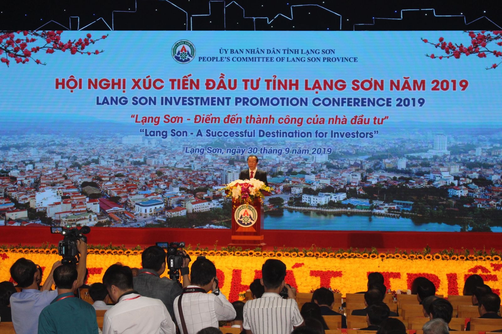 Ông Phạm Ngọc Thưởng - Chủ tịch UBND tỉnh Lạng Sơn phát biểu tại Hội nghị