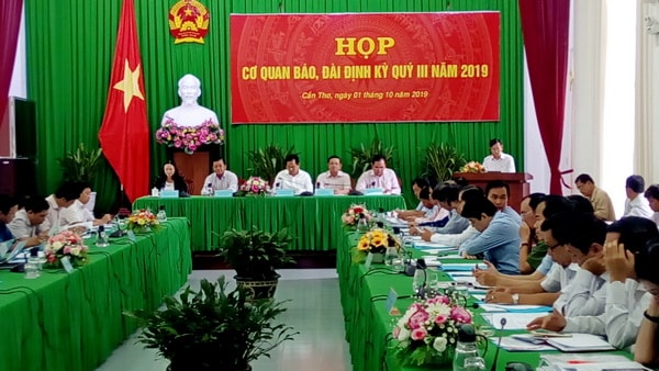 Quang cảnh buổi họp báo.