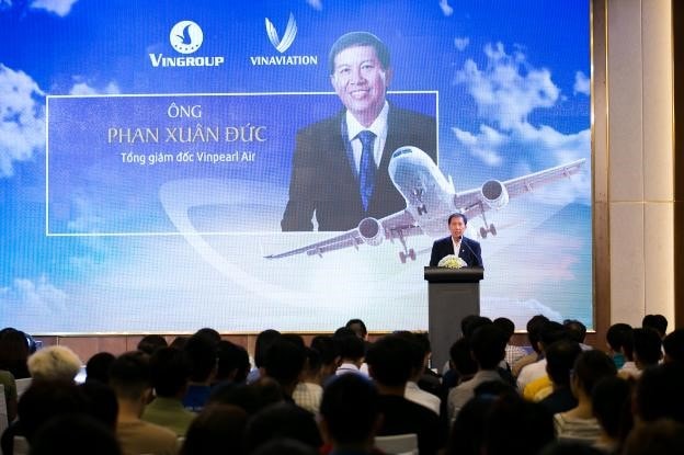 Ông Phan Xuân Đức - Tổng giám đốc Vinpearl Air phát biểu