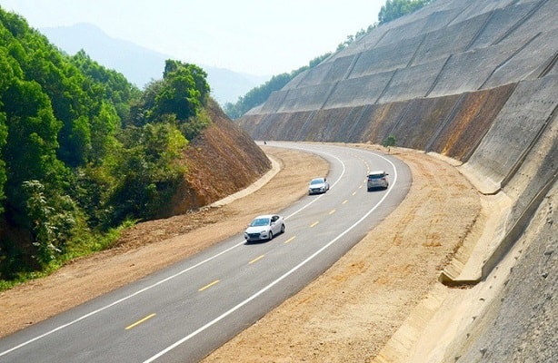 đến thời điểm hiện tại, chủ đầu tư dự án vẫn chưa lựa chọn xong nhà thầu xây lắp để triển khai khởi công cao tốc Cao Bồ - Mai Sơn. 