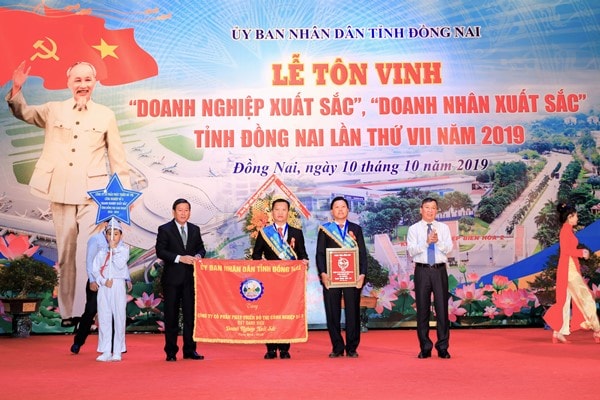 D2D được tôn vinh “Doanh nghiệp xuất sắc Đồng Nai” 2016 – 2018