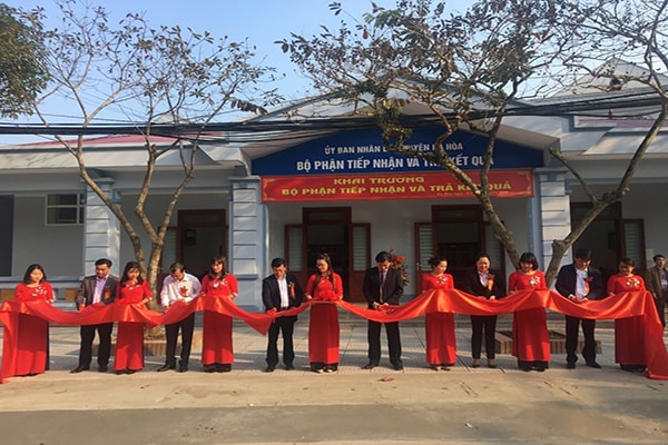 Ủy Ban Nhân Dân Huyện Hà Hòa khai trương bộ phận tiếp nhận và trả kết quả 