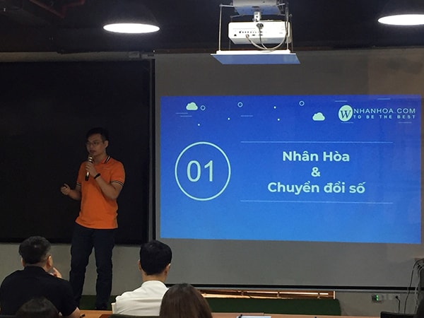 Anh Nguyễn Bá Thành chia sẻ tại Workshop