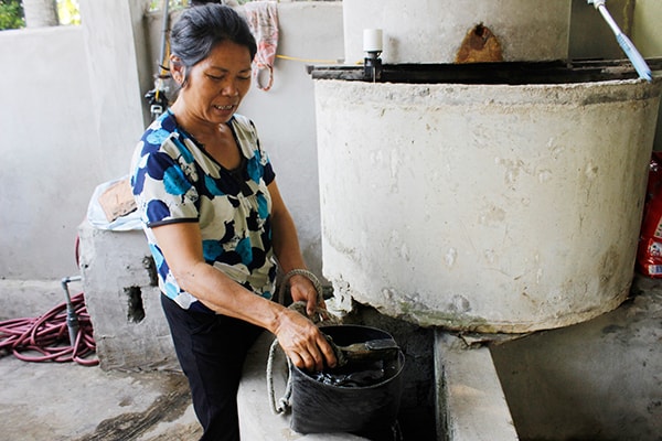 p/Làng Cờ Đỏ, xã Diễn Hải, huyện Diễn Châu, Nghệ An nằm trong danh sách 10 làng ung thư được liên đoàn Quy hoạch và Điều tra tài nguyên nước Quốc gia (Bộ Tài nguyên và Môi trường) công bố vào tháng 2/2015.