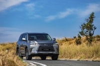 Lộ diện Lexus LX 570 phiên bản mới: Xe siêu sang dành cho đại gia Việt