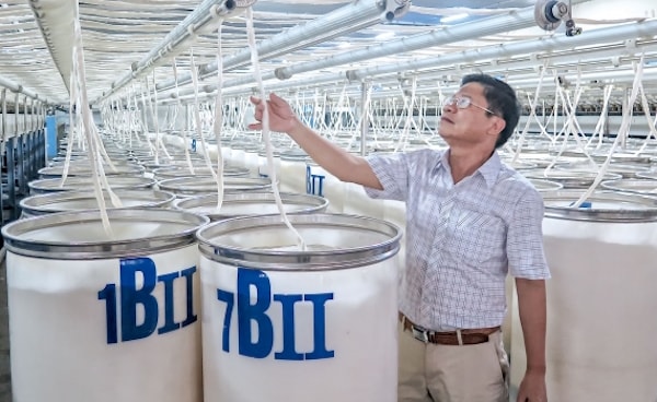 thực tế theo các doanh nghiệp dệt may thì hiện nay bất cập lớn nhất của dệt may Việt Nam trong chuỗi cung ứng là khâu cung cấp nguyên, phụ liệu đầu vào…