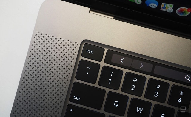 Nút Escape vật lý trên MacBook Pro 16 inch