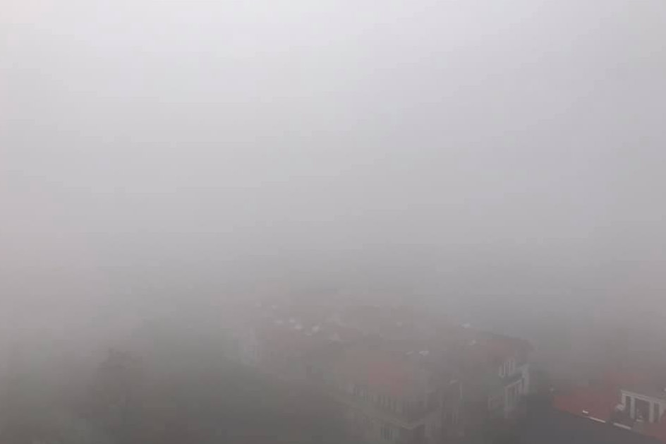 Bầu trời Hà Nội mờ mịt, đặc quánh bụi mịn những ngày qua