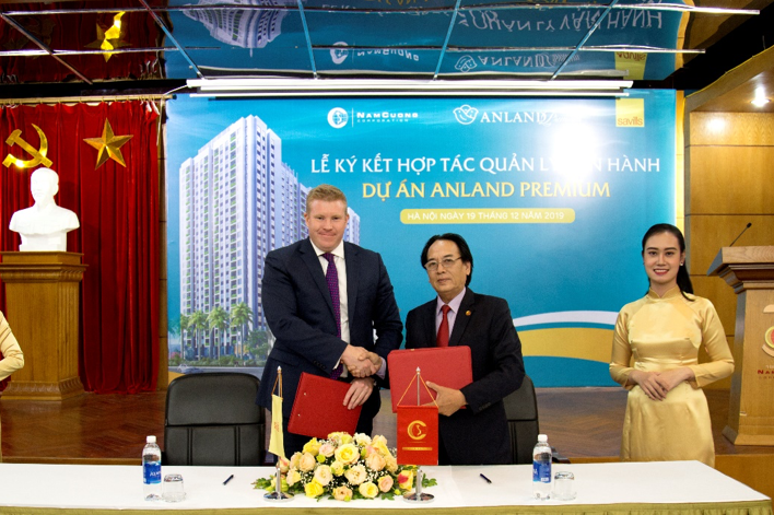 Lễ ký kết vận hành dựa án Anland Premium giừa Tập đoàn Nam Cường và Savills