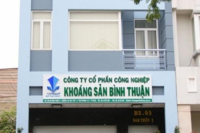 Cơ quan Cảnh sát điều tra - Công an TP. Hà Nội đã ra Quyết định khởi tố vụ án hình sự thao túng thị trường chứng khoán của bà Phạm Thị Hinh – nguyên Chủ tịch HĐQT của Khoáng sản Bình Thuận (KSA).