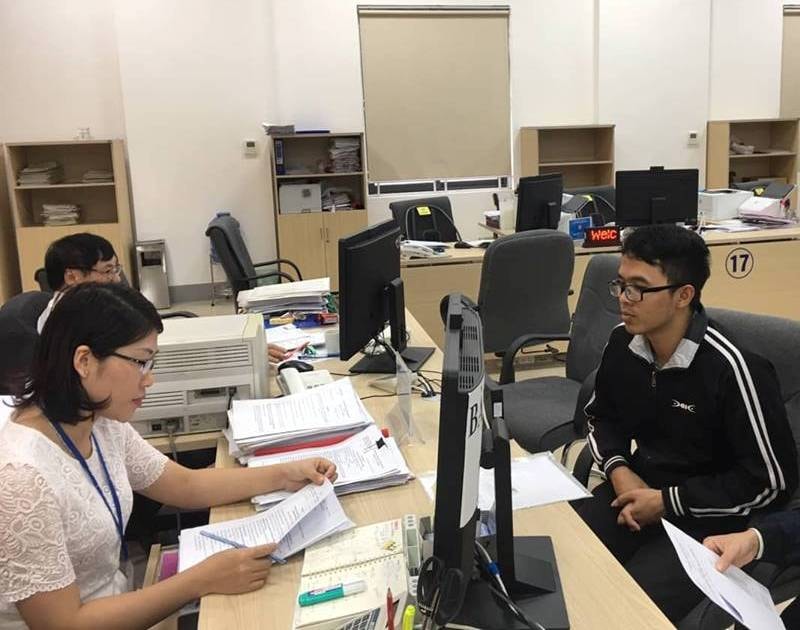 Rút ngắn thời gian thực hiện thủ tục hành chính nhằm loại bỏ những thủ tục rườm rà gây khó khăn cho người dân và doanh nghiệp