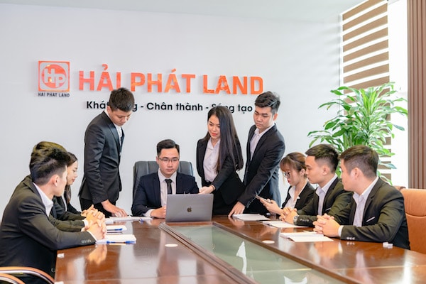 CBNV Hải Phát Land cùng hướng đến mục tiêu chung đồng hành lâu dài để đưa Công ty vươn tầm quốc tế