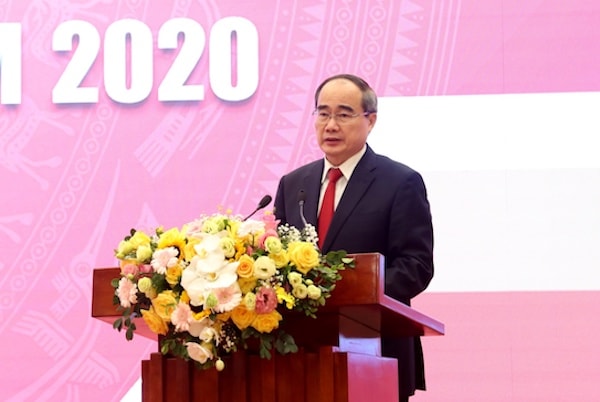 Phát biểu tại Hội nghị Tổng kết công tác năm 2019, triển khai công tác năm 2020 của Ban Kinh tế Trung ương, Bí thư Thành uỷ TP HCM Nguyễn Thiện Nhân đề xuất một số kiến nghị tạo động lực phát triển kinh tế của Thành phố.