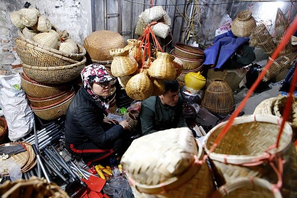 Mặt hàng rất được ưa chuộng tại chợ Viềng. Đặc biệt là người bán không nói thách và người mua không mặc cả