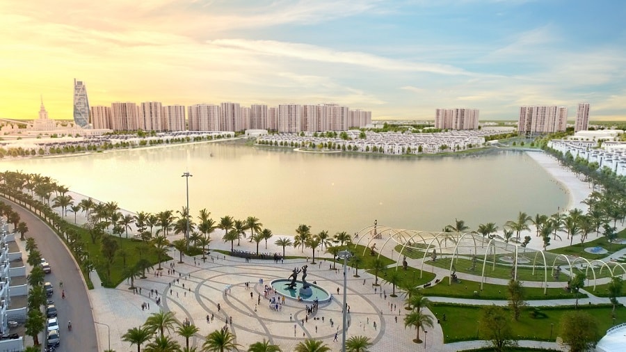 Liên tiếp được đầu tư về hạ tầng giao thông, thành phố biển hồ Vinhomes Ocean Park với điểm nhấn biển hồ nước mặn và hồ trải cát trắng ngày càng gia tăng sức hút trên thị trường địa ốc.