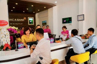 Nhận “lộc” từ BAC A BANK