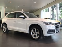 Hơn 600 xe Audi Q5 bị triệu hồi tại Việt Nam vì ốp chắn bùn có thể rơi ra khỏi xe