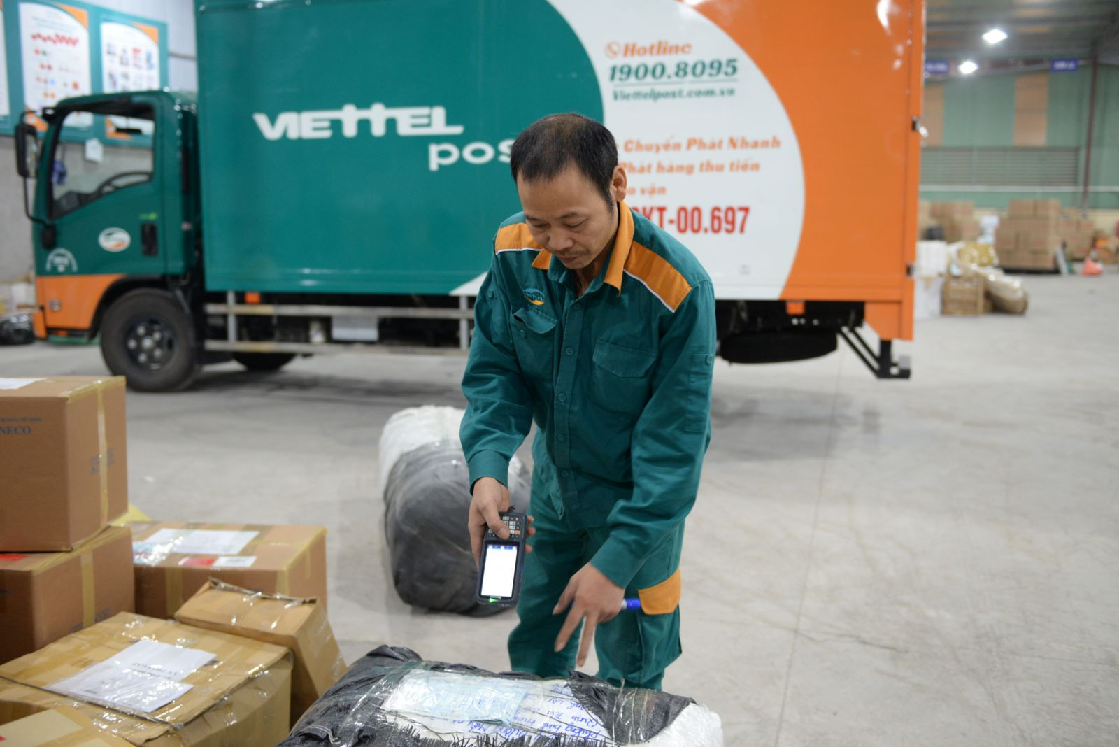 Viettel Post đã chỉ thị đến 100% cán bộ nhân viên về việc chung tay tham gia thu thập và nhập dữ liệu về các cơ sở lưu trú trên địa bàn tuyến phát của từng đơn vị.