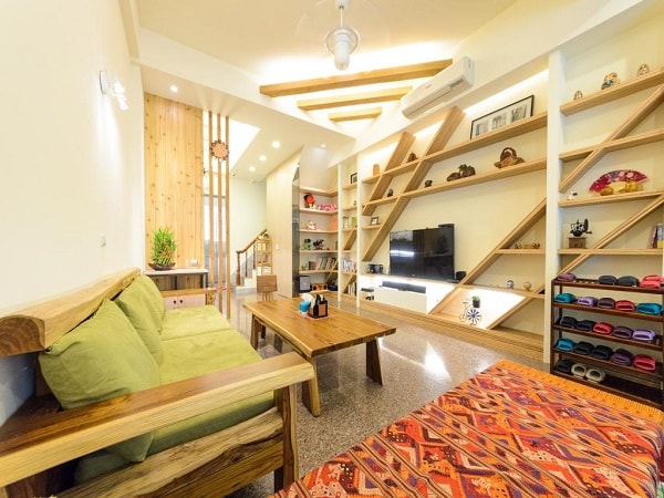 hàng loạt chủ homestay, Airbnb đồng loạt rao cho thuê phòng dài hạn vì COVID-19.