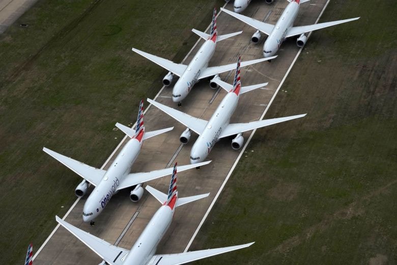 Máy bay của hãng American Airlines đỗ trên đường băng tại Sân bay Quốc tế Tulsa ở Tulsa, Oklahoma, Mỹ.